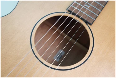 Mollo OM-01 в Москве c доставкой