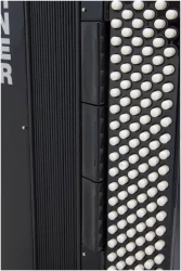 Hohner Bravo III 120 red в Москве c доставкой