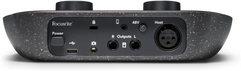 Focusrite Vocaster One Podcast в Москве c доставкой