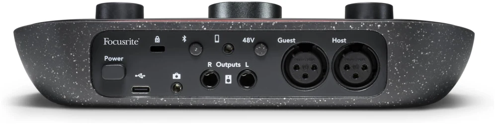 Focusrite Vocaster Two Podcast в Москве c доставкой